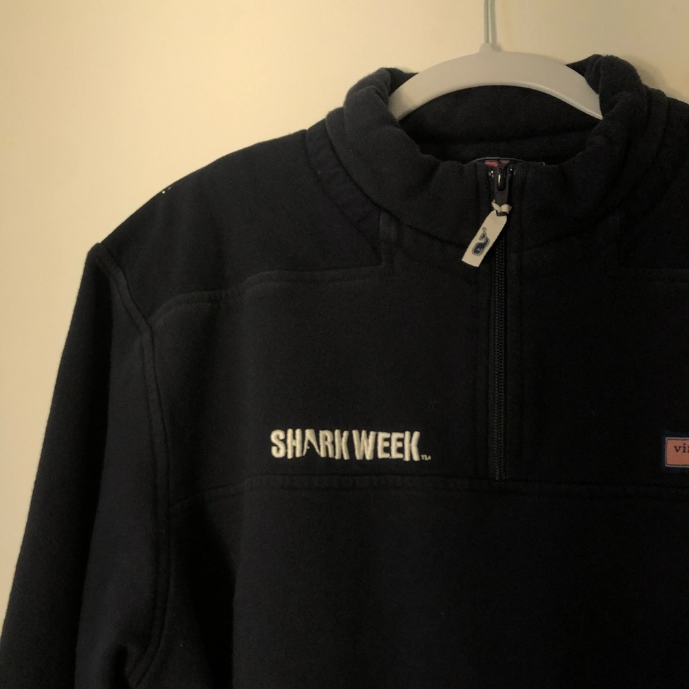Vineyard vines quarter zip size M